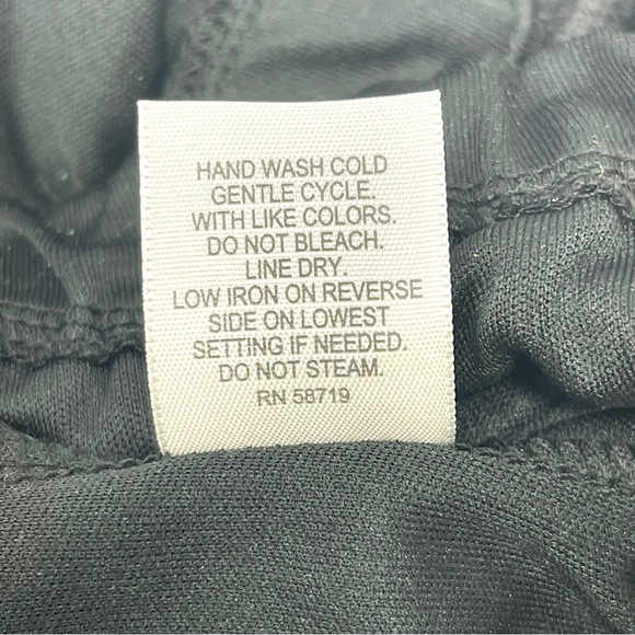 Relativity Black‎ Lace Lined Elastic Waist Skirt NWT Handkerchief Size Large - Picture 7 of 9